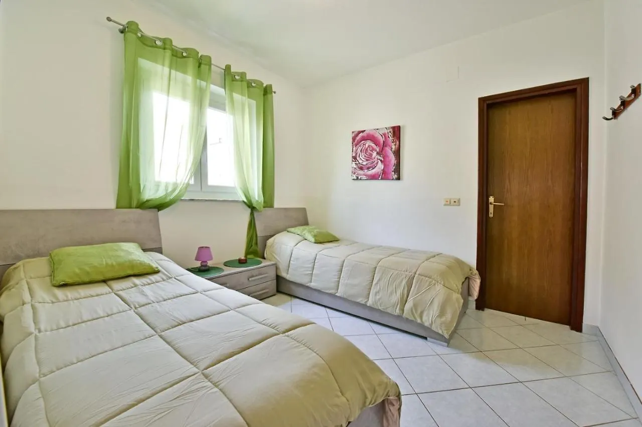 Apartments House Anna For Max 13 Persons In Porec, Pet Friendly 0*, Poreč